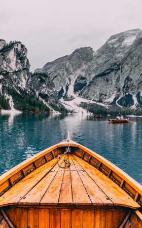 Harbor lake